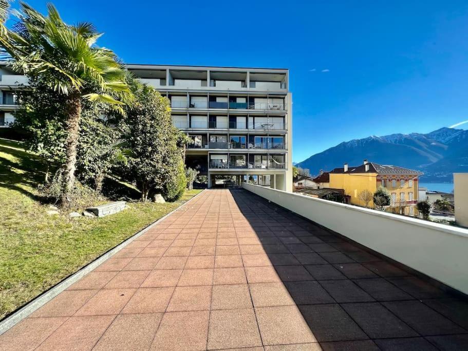 Bright Tiny Studio - Shared Pool & Sauna - Free Parking - Air Condition Muralto Kültér fotó